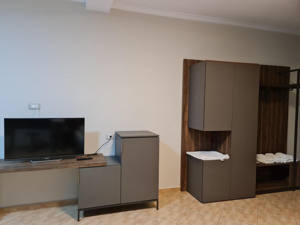 Regina Garden Hotel